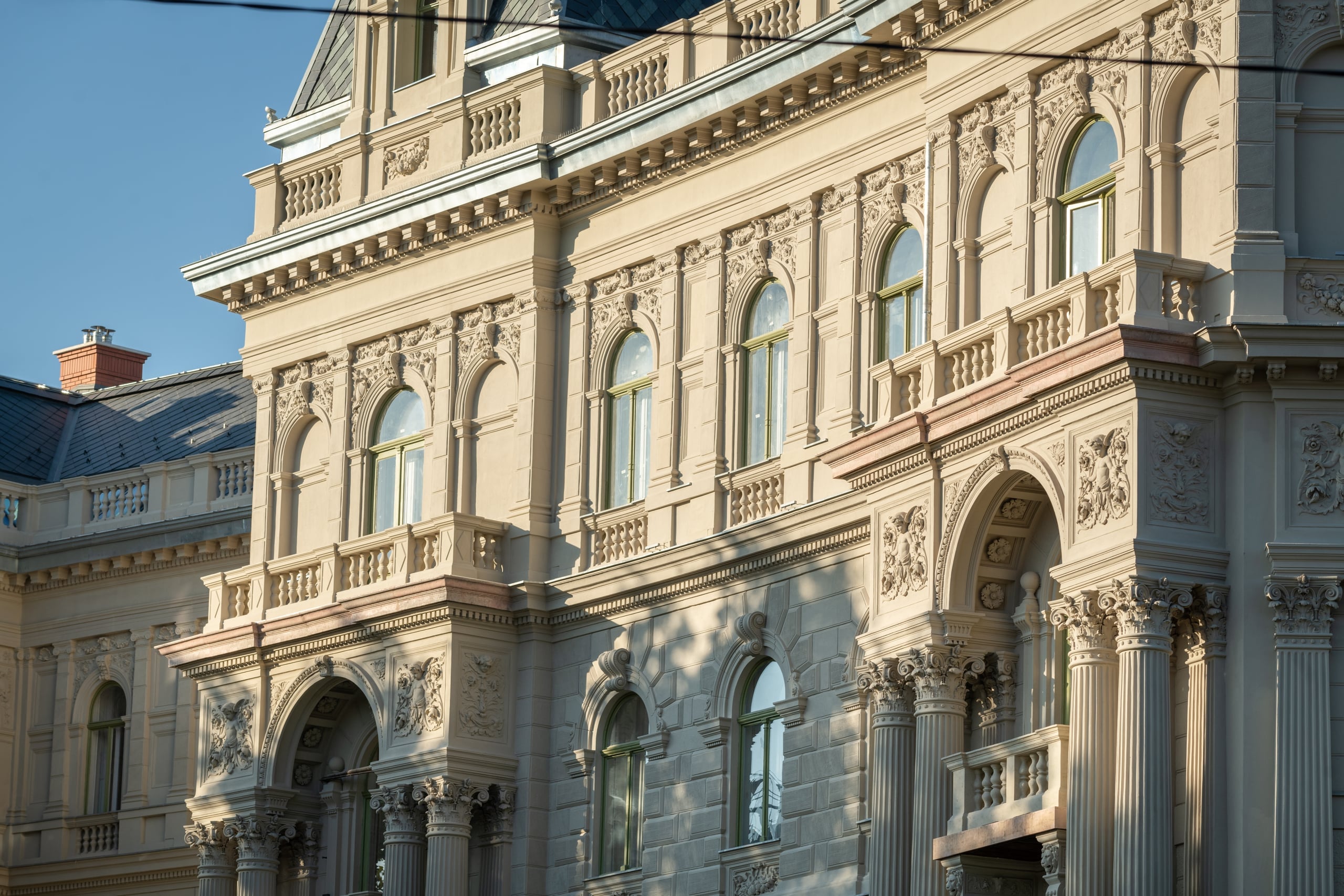 Hübner Udvar - Courtyard garden